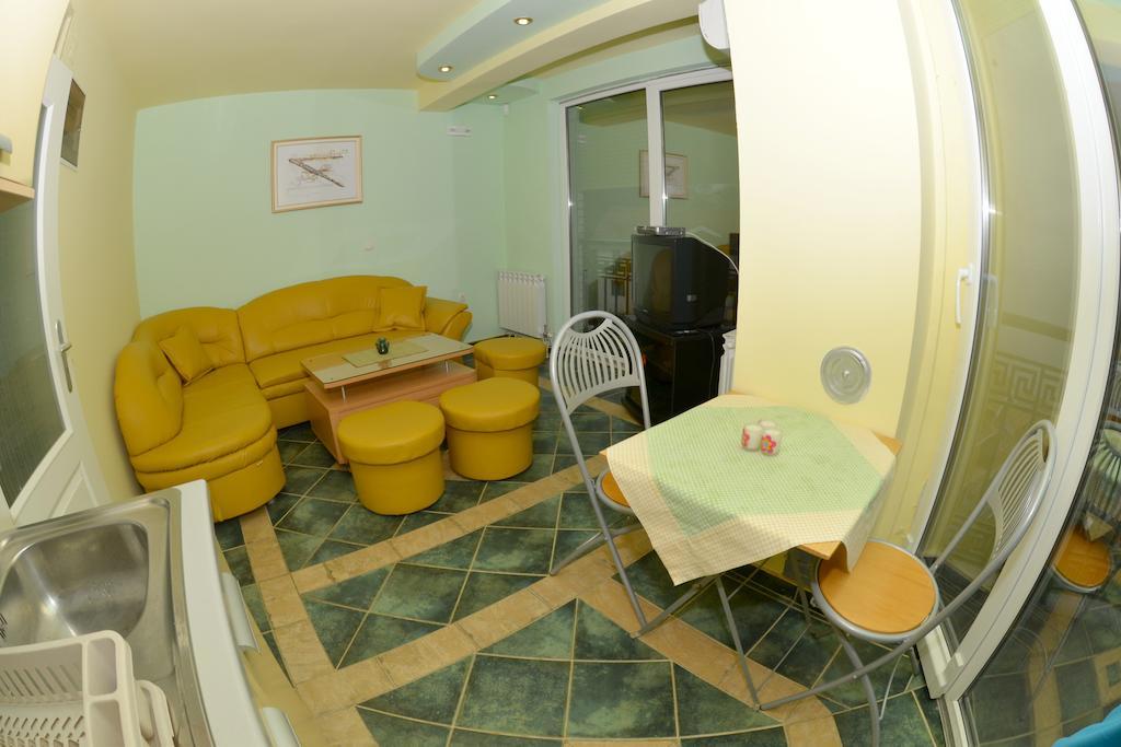Rooms&Apartaments De Niro Trpejca Kamer foto